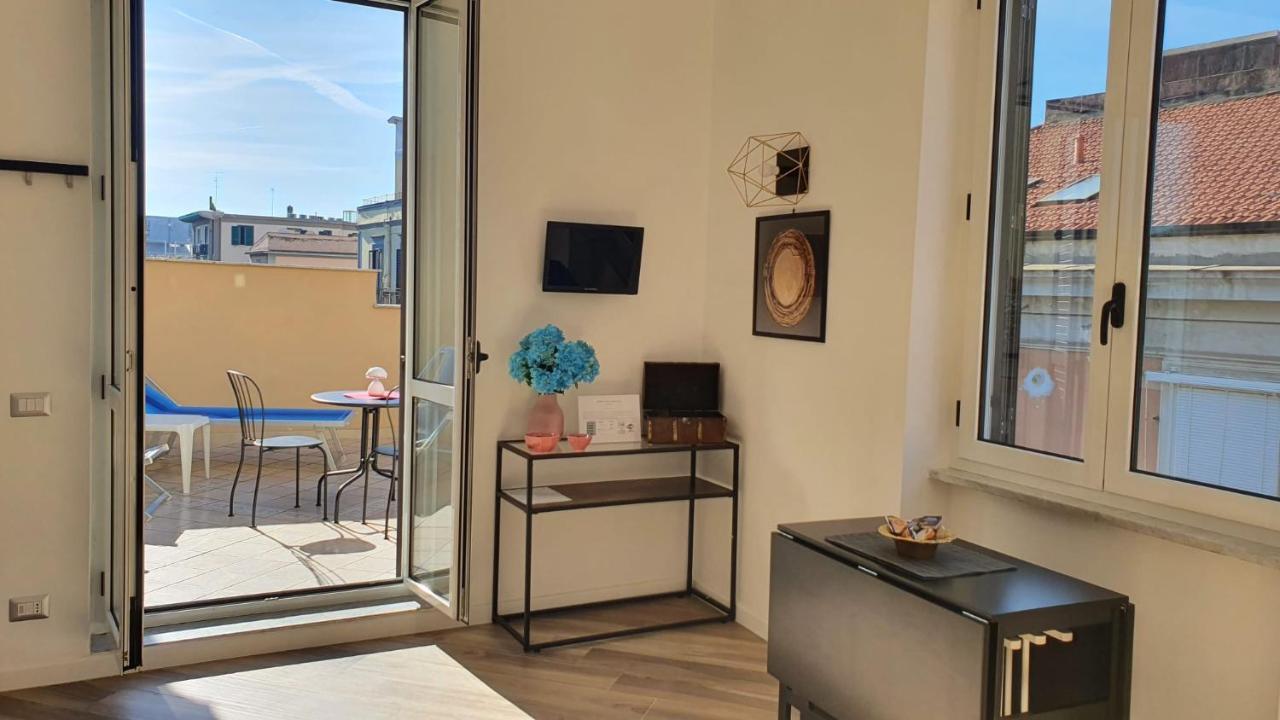 Gli Appartamenti Del Duca Di Miroballo Naples Exterior photo